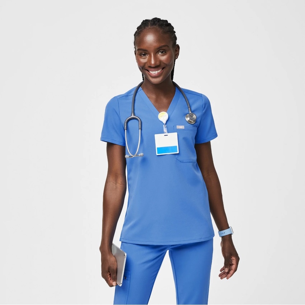 Figs Catarina One-Pocket Scrub Top. Capri Blue. Medium.